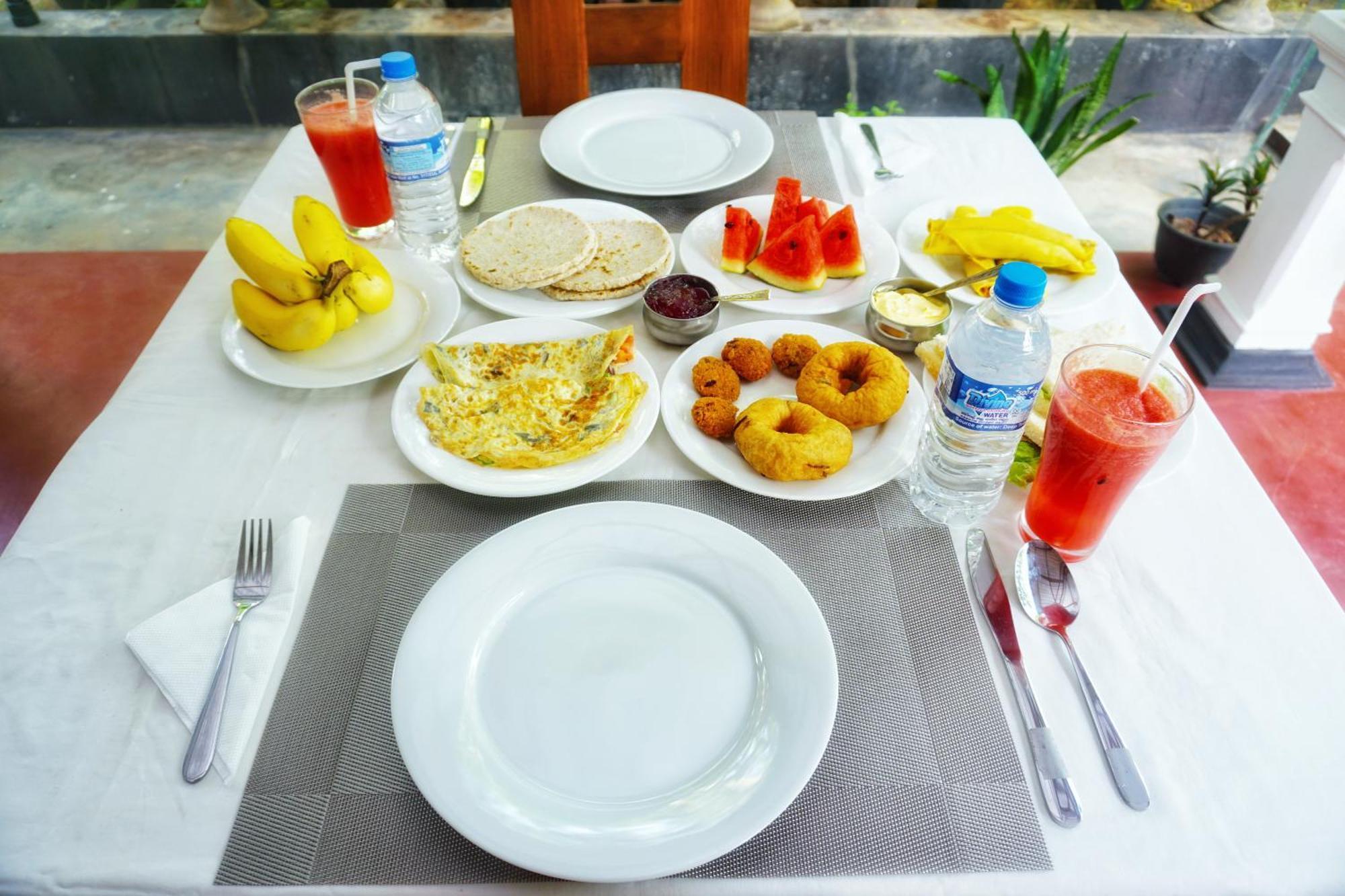 Sashini Homestay Σιγκιρίγια Εξωτερικό φωτογραφία